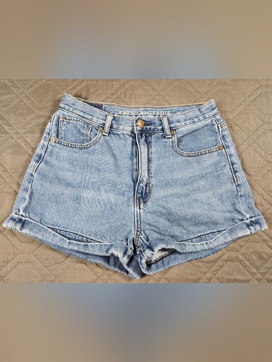 American Eagle Outfitters Pants - American Eagle light blue denim cuffed mom shorts mid-rise fit size 6